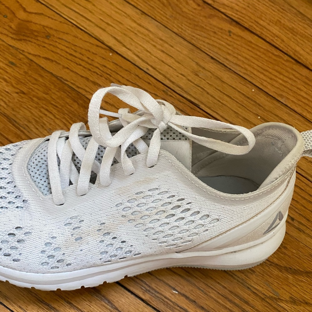 Women’s Reebok Sneakers - Picture 5 of 6